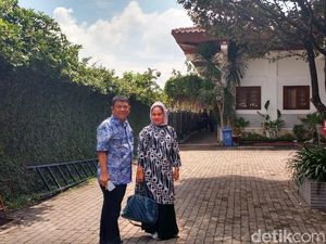 Calon Besan Jokowi Datangi Geladi Resik Pernikahan Kahiyang-Bobby Calon Besan Jokowi Datangi Geladi Resik Pernikahan Kahiyang-Bobby