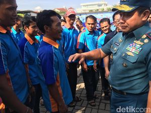Pangarmabar: Cegah Kecelakaan, Kapal Penuh Jangan Dipaksakan Pangarmabar: Cegah Kecelakaan, Kapal Penuh Jangan Dipaksakan