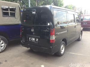 Pakai Pelat Palsu, Mobil Antar-Jemput Sekolah Disita Polisi