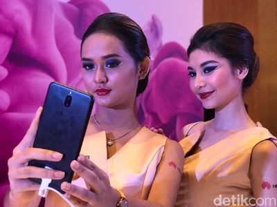 Huawei Nova 2i, Menggoda Lewat Empat Kamera