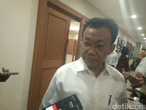 Direktur Jenderal Pendidikan Dasar dan Menegah Hamid Muhammad