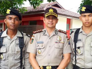 Perkenalkan, Ini Dia Dua Siswa Polisi di Pekanbaru yang Hafiz Alquran Perkenalkan, Ini Dia Dua Siswa Polisi di Pekanbaru yang Hafiz Alquran