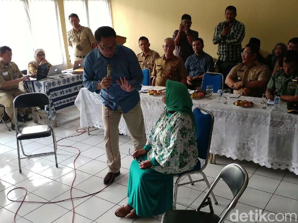 Penjelasan Ridwan Kamil Soal Rumah Deret Tamansari Penjelasan Ridwan Kamil Soal Rumah Deret Tamansari