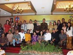 Nasib Kolom Agama di KTP Bagi Penghayat Ditentukan Hari Ini