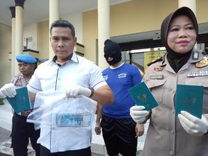 Pungli di Imigrasi Tanjung Perak Dilakukan di Luar Jam Kerja Pungli di Imigrasi Tanjung Perak Dilakukan di Luar Jam Kerja