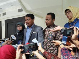 KPAI Laporkan Pornografi di WhatsApp ke Wapres JK KPAI Laporkan Pornografi di WhatsApp ke Wapres JK