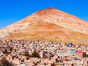Gunung yang Memakan Manusia di Bolivia