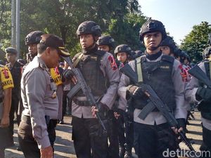 H-2 Pernikahan Kahiyang-Bobby, Ribuan Polisi Apel di Manahan