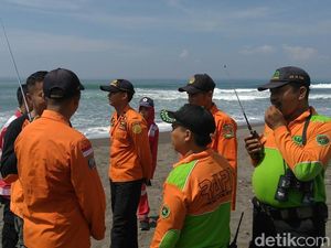 Pencarian Sepasang Kekasih yang Terseret Ombak di Kebumen Dilanjutkan