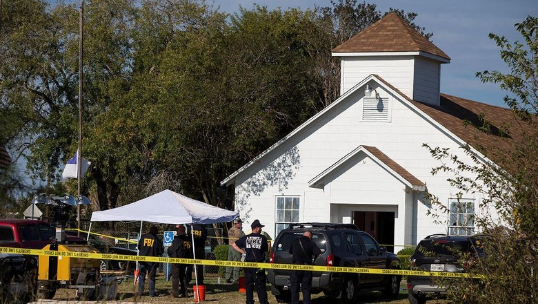 8 Korban Tewas Penembakan Gereja di Texas Teridentifikasi 8 Korban Tewas Penembakan Gereja di Texas Teridentifikasi