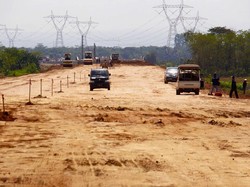 Jokowi Kejar Penyelesaian 213 Km Tol, Begini Kondisinya