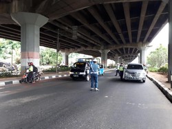 Masuk Jalur Cepat Jl Ahmad Yani Jakpus, Pemotor Kena Operasi Zebra