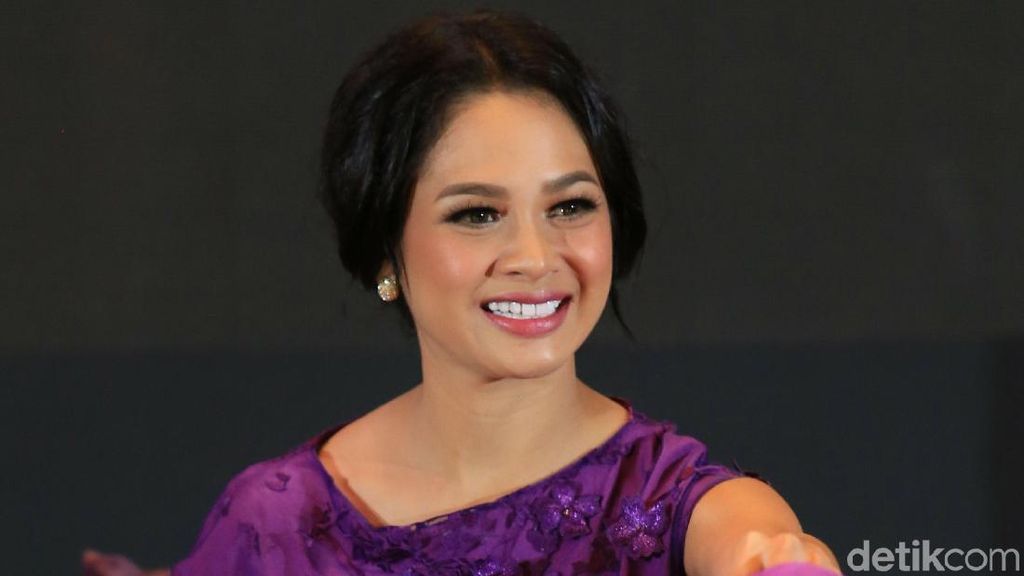 Andien Makin Cemerlang Andien Makin Cemerlang