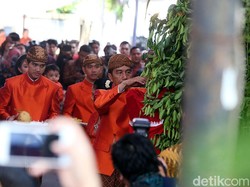 Pesan Jokowi ke Kahiyang-Bobby: Membina Rumah Tangga yang Sabar