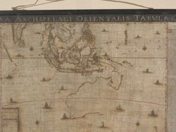 Disangka Lenyap, Peta Langka Australia Ditemukan di Loteng