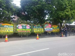 Jokowi Mantu, Karangan Bunga Panglima TNI Ada di Paling Depan