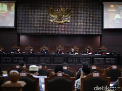 Sidang Lanjutan Uji Materi Penodaan Agama oleh Ahmadiyah