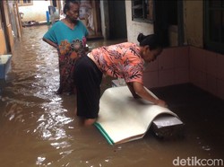 Warga Kebon Pala Jaktim Menanti Tanggul Pencegah Banjir Dibangun