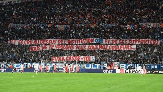 Tentang Hubungan Evra dan Suporter Marseille Saat Ini