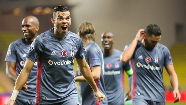 Beda Pendukung Madrid dan Besiktas di Mata Pepe Beda Pendukung Madrid dan Besiktas di Mata Pepe