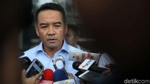 KPK Periksa Teguh Juwarno