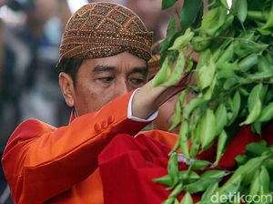 Sebelum Siraman Kahiyang, Jokowi dan Pratikno Bahas Isu Nasional