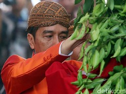 Sebelum Siraman Kahiyang, Jokowi dan Pratikno Bahas Isu Nasional