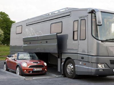 Foto: Inilah Wujud Mobil Caravan Rp 23 Miliar