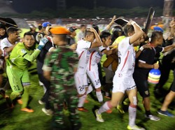 Lilipaly dan Comvalius Terlibat Keributan, Widodo: Mungkin itu Trik Mereka