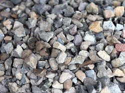 Dilempari Batu, Gadis Pencuri di Aceh Keluar dari Persembunyian