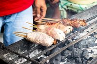 Malam-malam di Solo Paling Enak Jajan Nasi Liwet dan Bestik Lidah