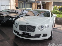 Begini Jadinya Ketika Pemilik Bentley di Indonesia pada Kongkow