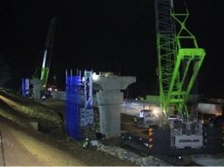 Steel Box Girder Perdana Sukses Dipasang di Tol Jakarta-Cikampek II