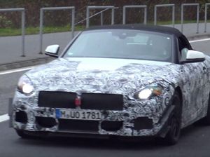 Mobil Hasil Kawinan BMW-Toyota Intens Diuji di Sirkuit