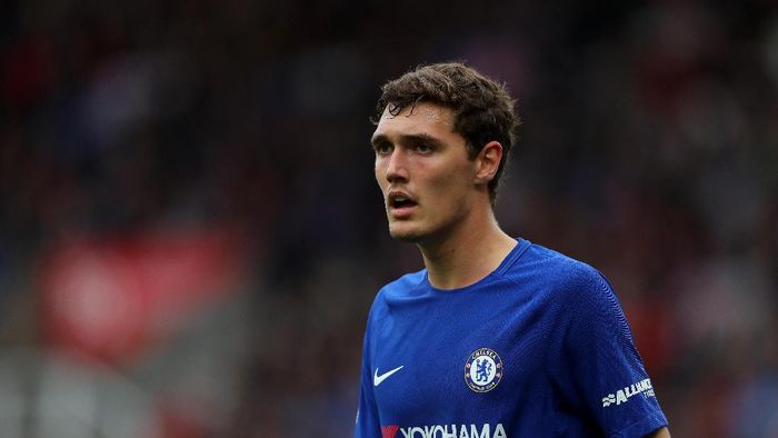 Andreas Christensen kehilangan tempat di tim utama Chelsea pada musim ini. (Foto: Richard Heathcote/Getty Images) Andreas Christensen kehilangan tempat di tim utama Chelsea pada musim ini. (Foto: Richard Heathcote/Getty Images)