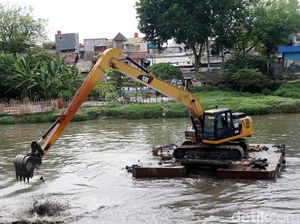 Normalisasi Kanal Banjir Barat