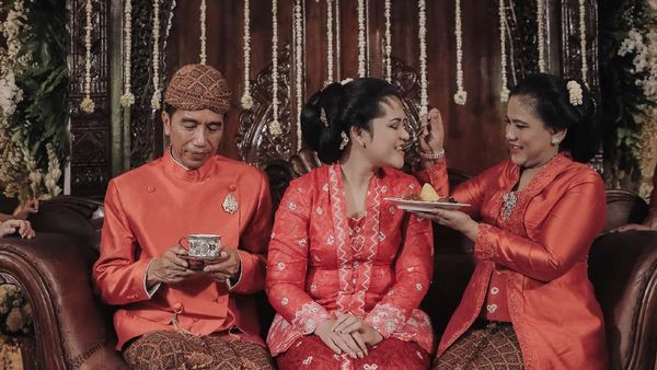 Foto: Kahiyang Ayu Cantik Berpulas Makeup Natural saat Prosesi Siraman