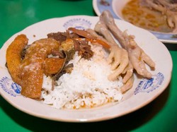 Menyantap (Sejarah) Gudeg