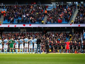 Habis Tanding, Silva dan Koscielny Bertukar... Celana Habis Tanding, Silva dan Koscielny Bertukar... Celana
