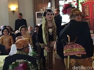 Penampilan Kahiyang Ayu Saat Akad Nikah Bikin Pangling
