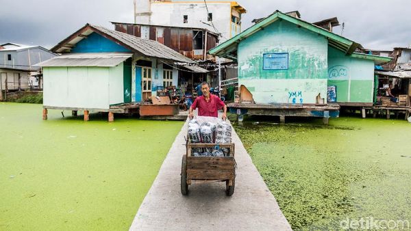 Begini Wajah Kampung Apung yang Ada di Ibukota