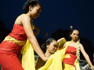 Foto: Tarian Kesurupan Mistis dari Kulonprogo