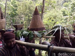 Panen Melimpah, Petani Kopi di Semarang Gelar Merti Dusun