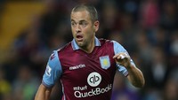 Joe Cole membuat 123 penampilan sebagai pemain pengganti untuk Wesh Ham United, Chelsea, Liverpool, dan Aston Villa. (Foto: Shaun Botterill/Getty Images)