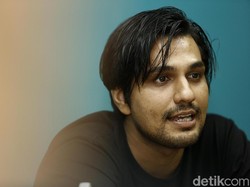 Tantangan Cornelio Sunny Terlibat di Film Kenapa Harus Bule?