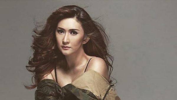 Jadi Janda, Nafa Urbach Makin Seksi