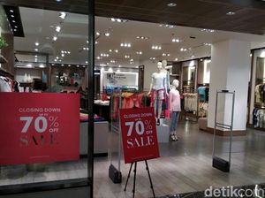 Biang Kerok Ritel Modern di RI Banyak yang Gulung Tikar Biang Kerok Ritel Modern di RI Banyak yang Gulung Tikar