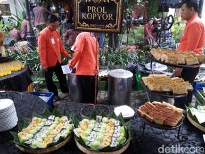 Ini Tampilan Prol Kopyor hingga Martabak Telur di Pernikahan Kahiyang-Bobby