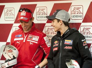 Casey Stoner: Marquez Dulu Seperti Palu, Kini Harus Berubah.. Casey Stoner: Marquez Dulu Seperti Palu, Kini Harus Berubah..