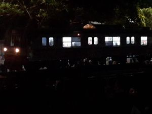 KRL ke Bekasi Berhenti Mendadak di Buaran karena Ada Provokator